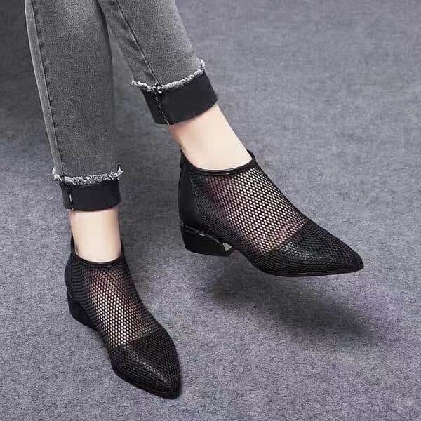 Soft Leather Flat Heel Net Boots Women&