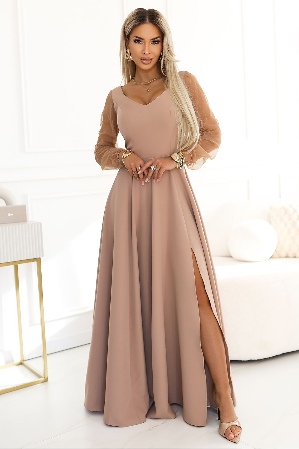  Long dress model 227090 Numoco 