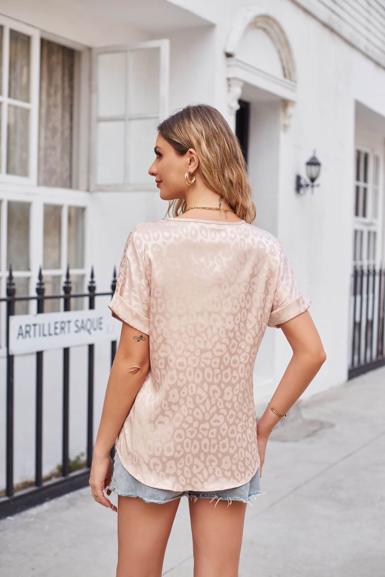 d3a1ae8b42134a0b8079115d93a6c946-Max